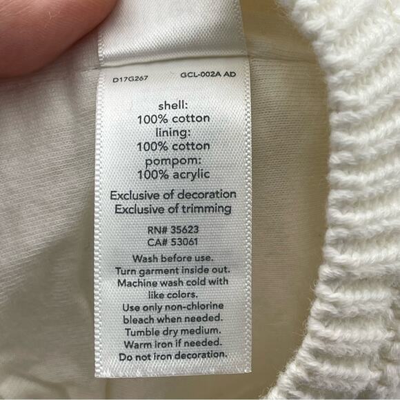 Carter's Cozy Knit Pom-Pom Hat for Kids - White Size 0-3months. Minor Stain - Picture 5 of 5